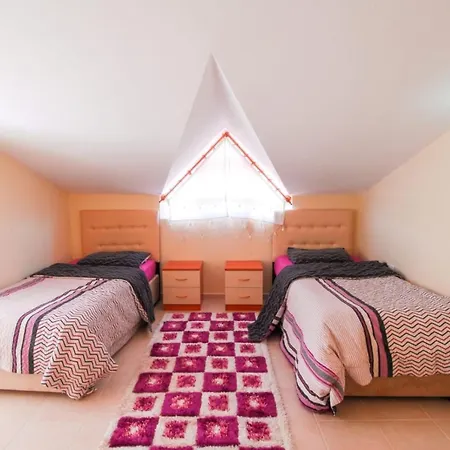 Daire Mermaid Holiday Houses